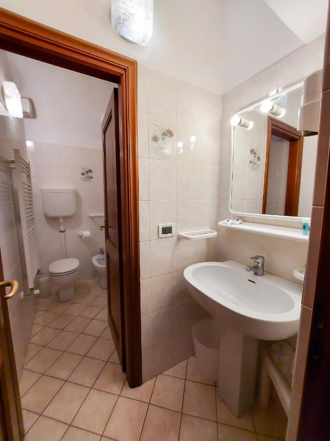 Residence Italia Finale Ligure Ngoại thất bức ảnh