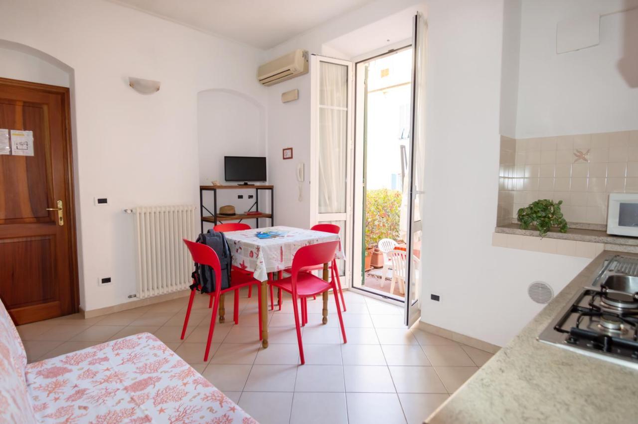 Residence Italia Finale Ligure Ngoại thất bức ảnh